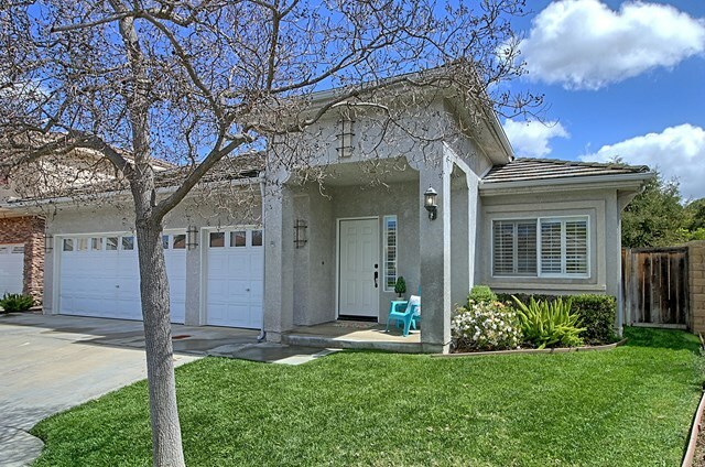 Property Photo:  264 Windrose Court  CA 91320 