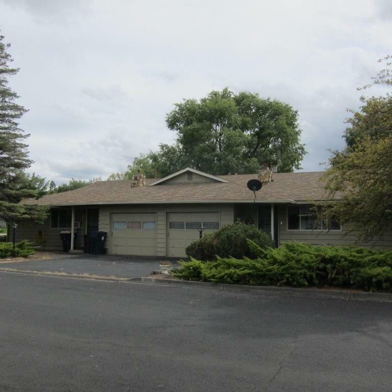 Property Photo:  1708-1714 SW Metolius Avenue  OR 97756 