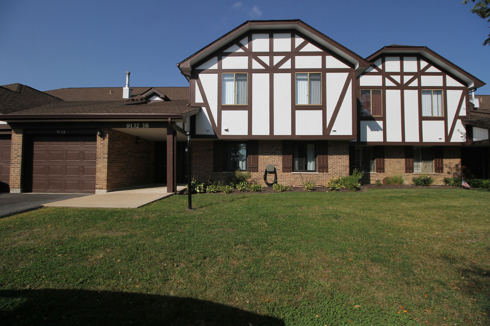 Property Photo: 9132 Fairmont Court 73 IL 60462