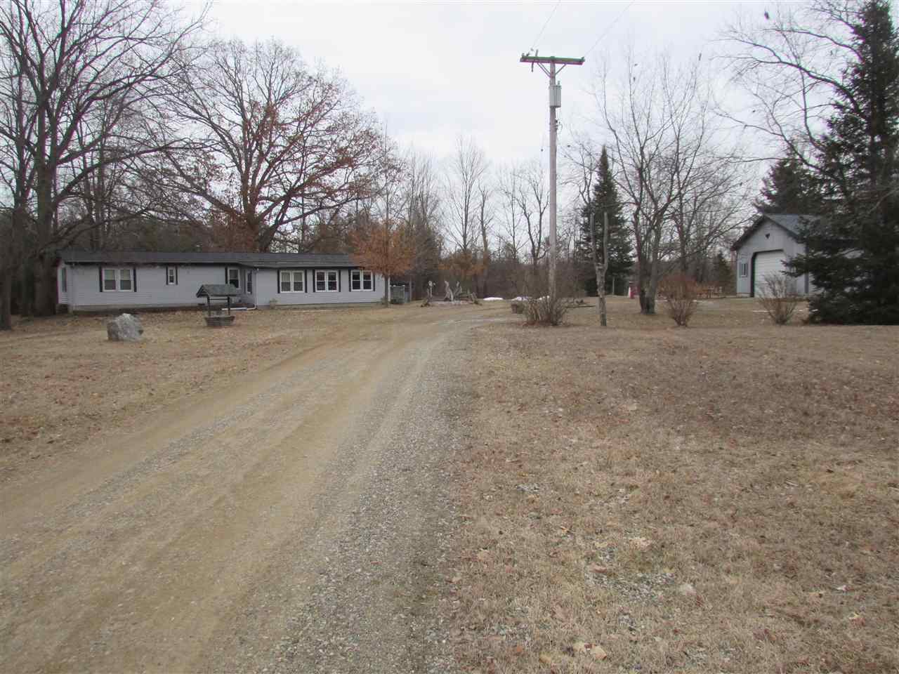 Property Photo:  5684 Lake Pleasant  MI 48461 