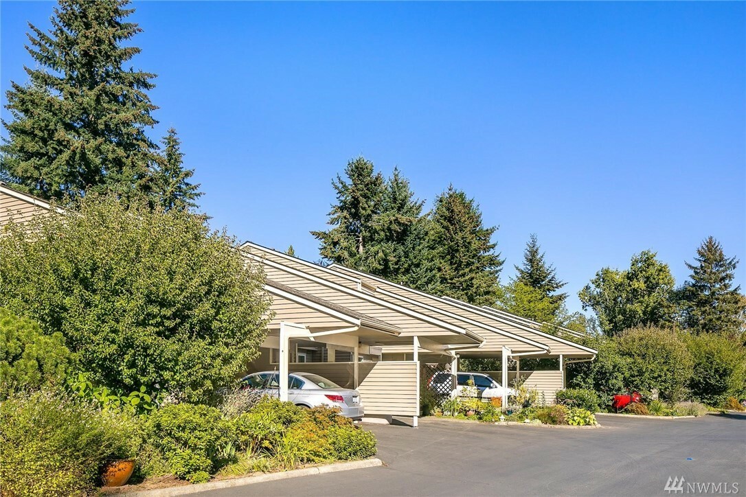 Property Photo:  9612 NE 121st Lane  WA 98034 