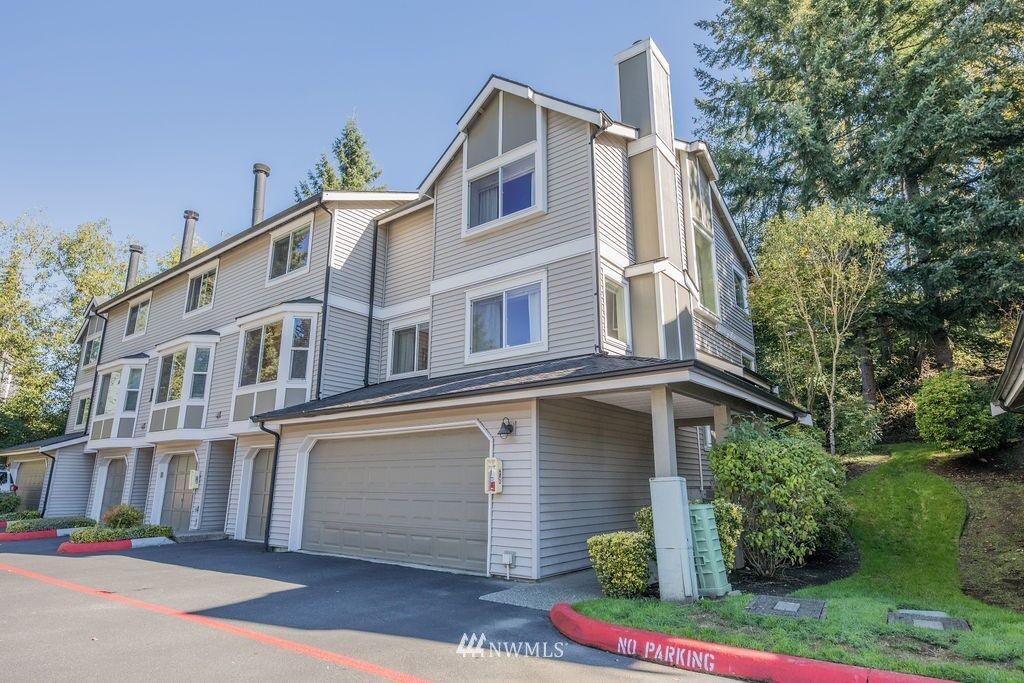 Property Photo: 16101 Bothell Everett Hwy I5 WA 98012