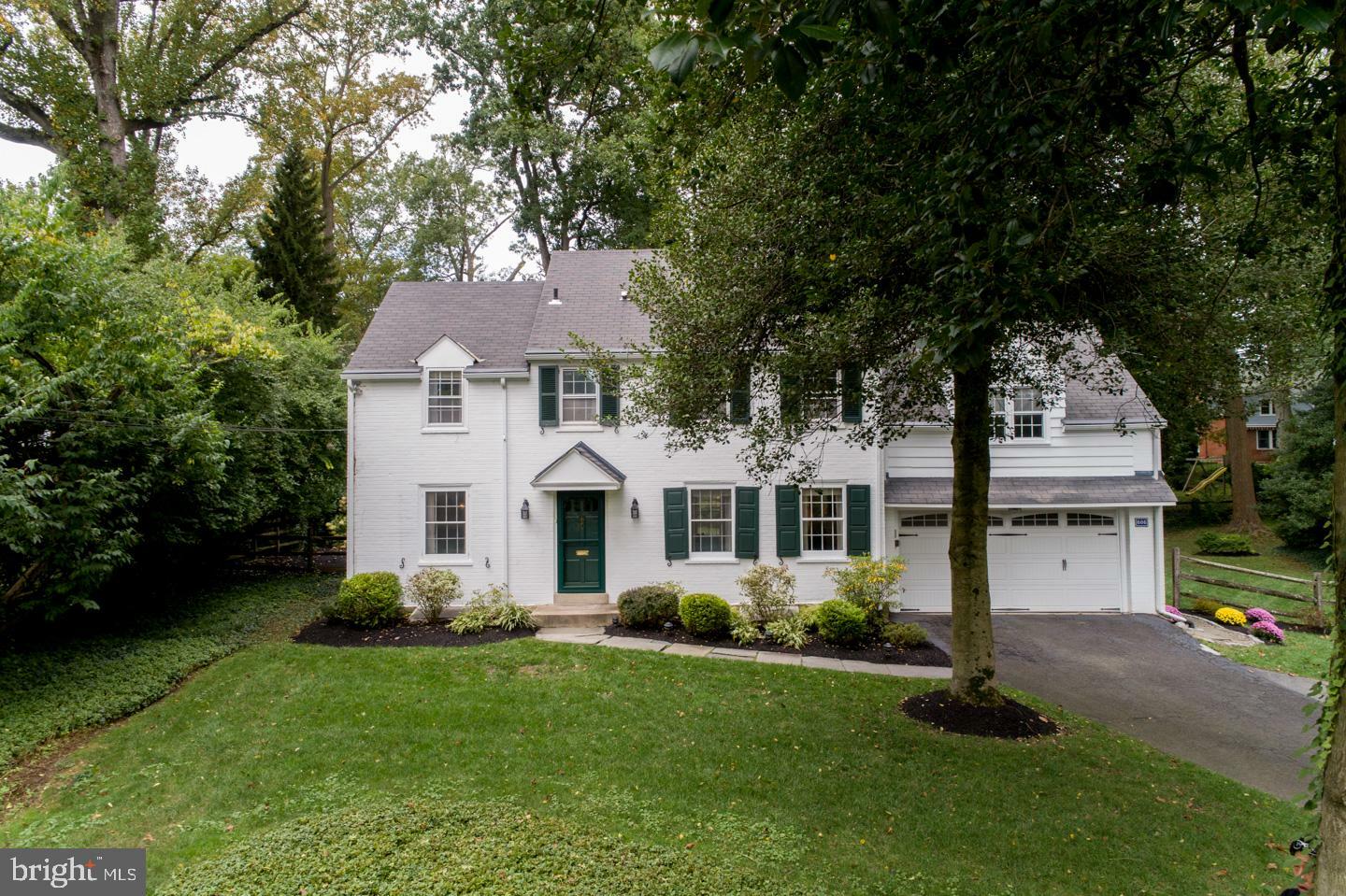 Property Photo: 606 Willow Grove Avenue PA 19038