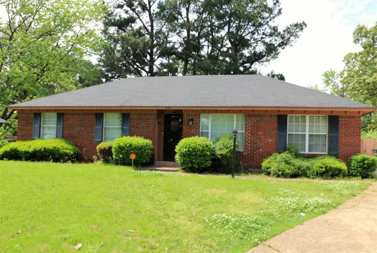 Property Photo: 850 Bramblewood Ln TN 38109