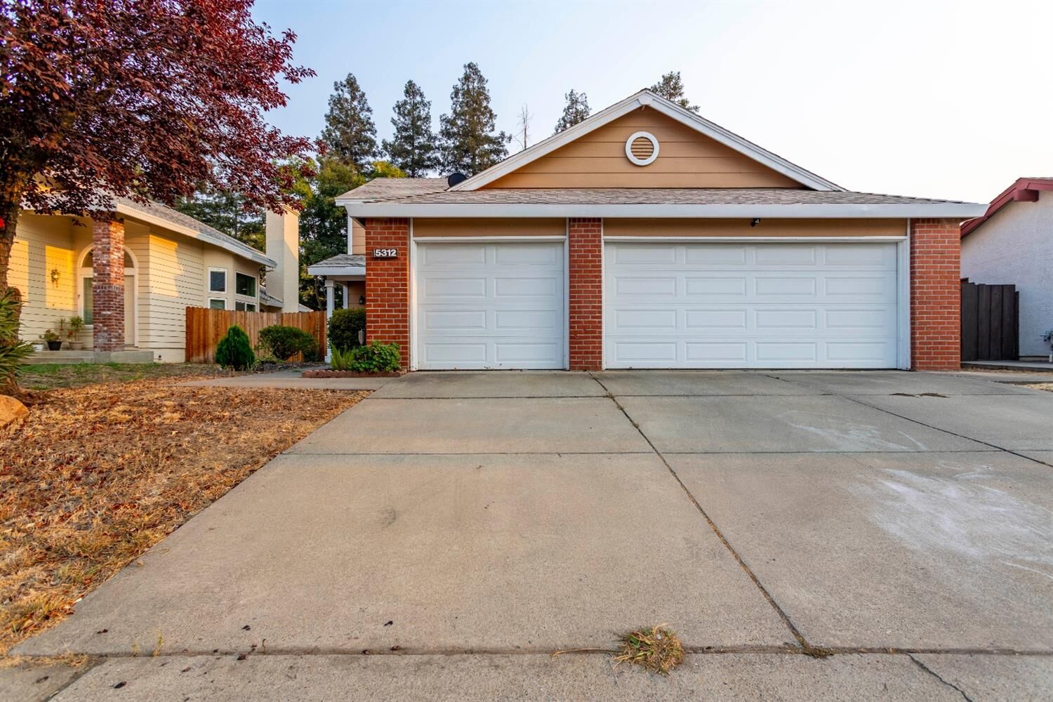 Property Photo:  5312 Applehurst Way  CA 95758 