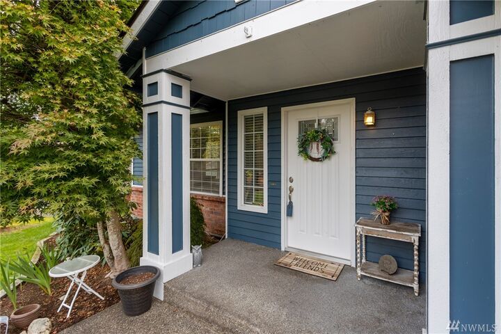 Property Photo:  17209 92nd Ave E  WA 98375 