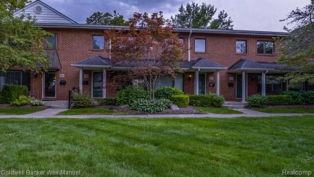 1015 N Old Woodward Avenue  Birmingham MI 48009 photo