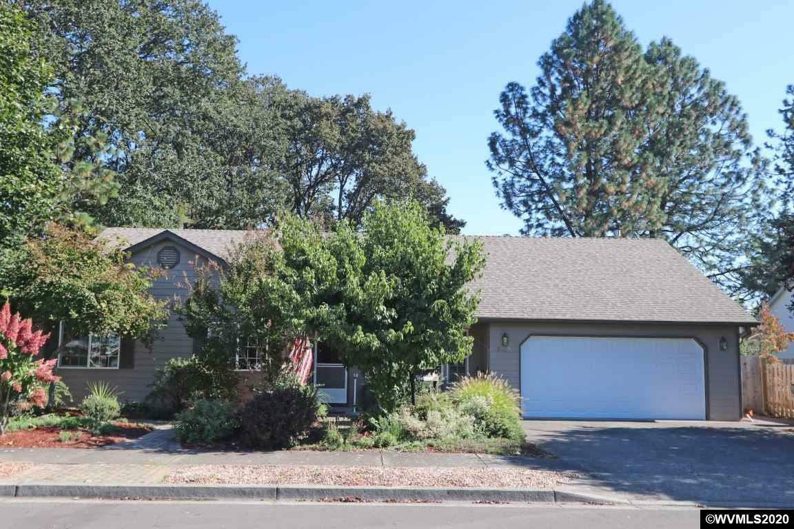 Property Photo:  2186  Quail Run Av  OR 97383-9547 