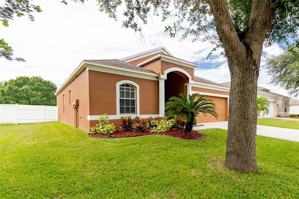 Property Photo:  3711 Trapnell Grove Loop  FL 33567 