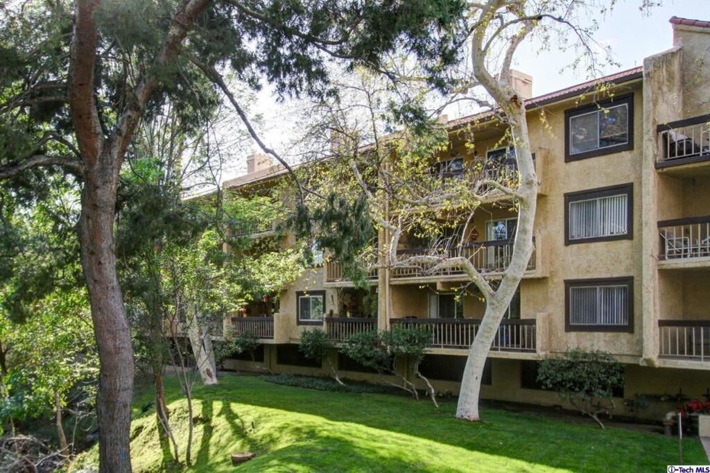 Property Photo: 3481 Stancrest Drive 108 CA 91208