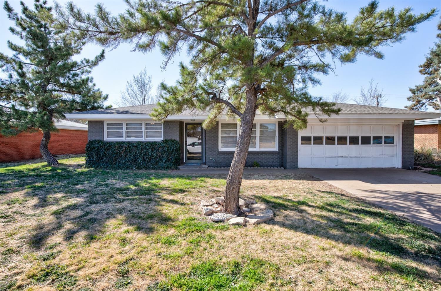 Property Photo:  4913 10th Street  TX 79416 