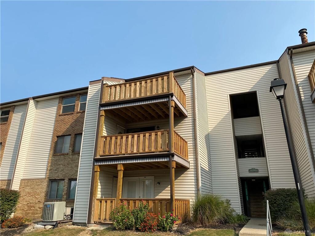Property Photo: 3127 Discovery Trail OH 45449