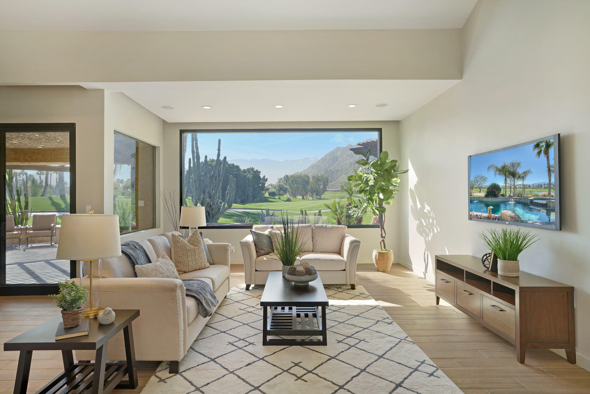 Property Photo:  73725 Jasmine Place  CA 92260 