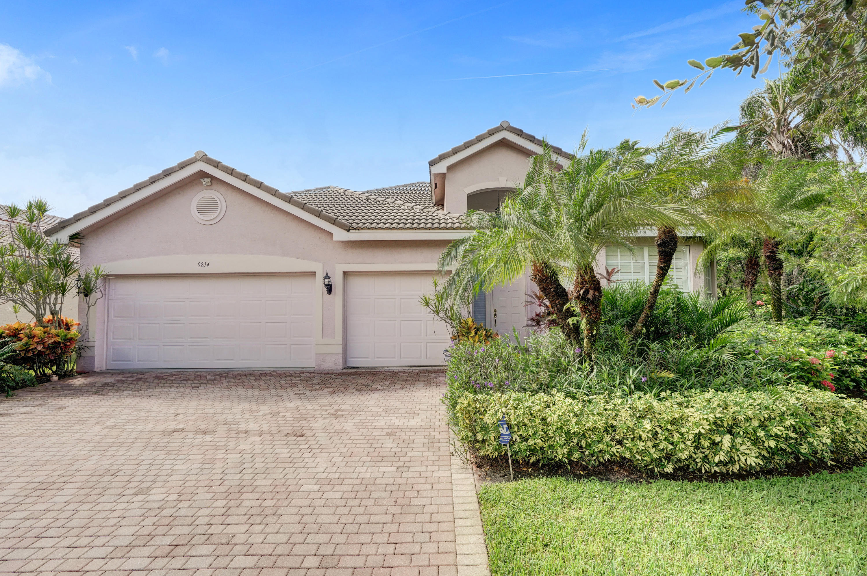 Property Photo:  9814 Napoli Woods Lane  FL 33446 