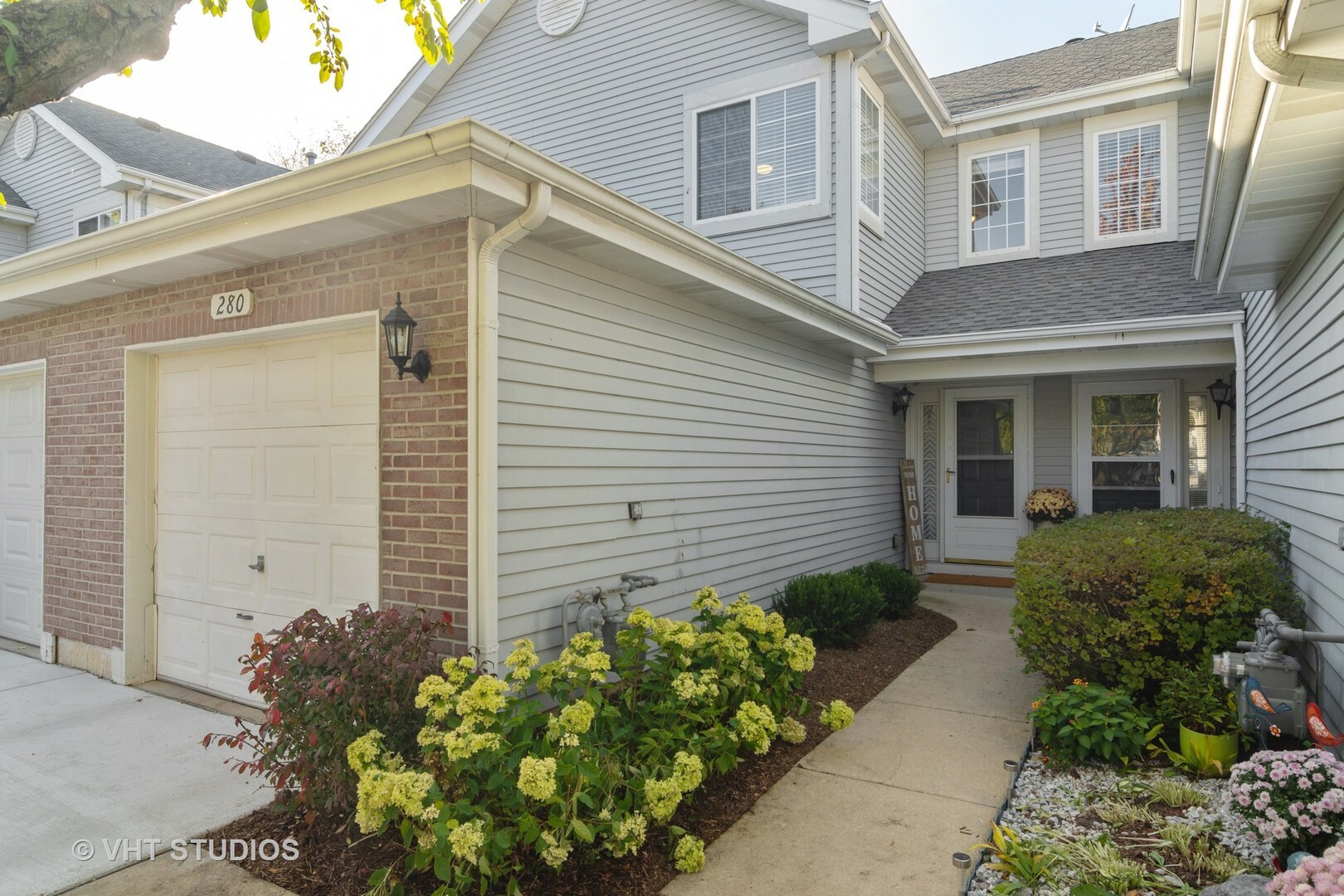 Property Photo: 280 Sierra Pass Drive IL 60194