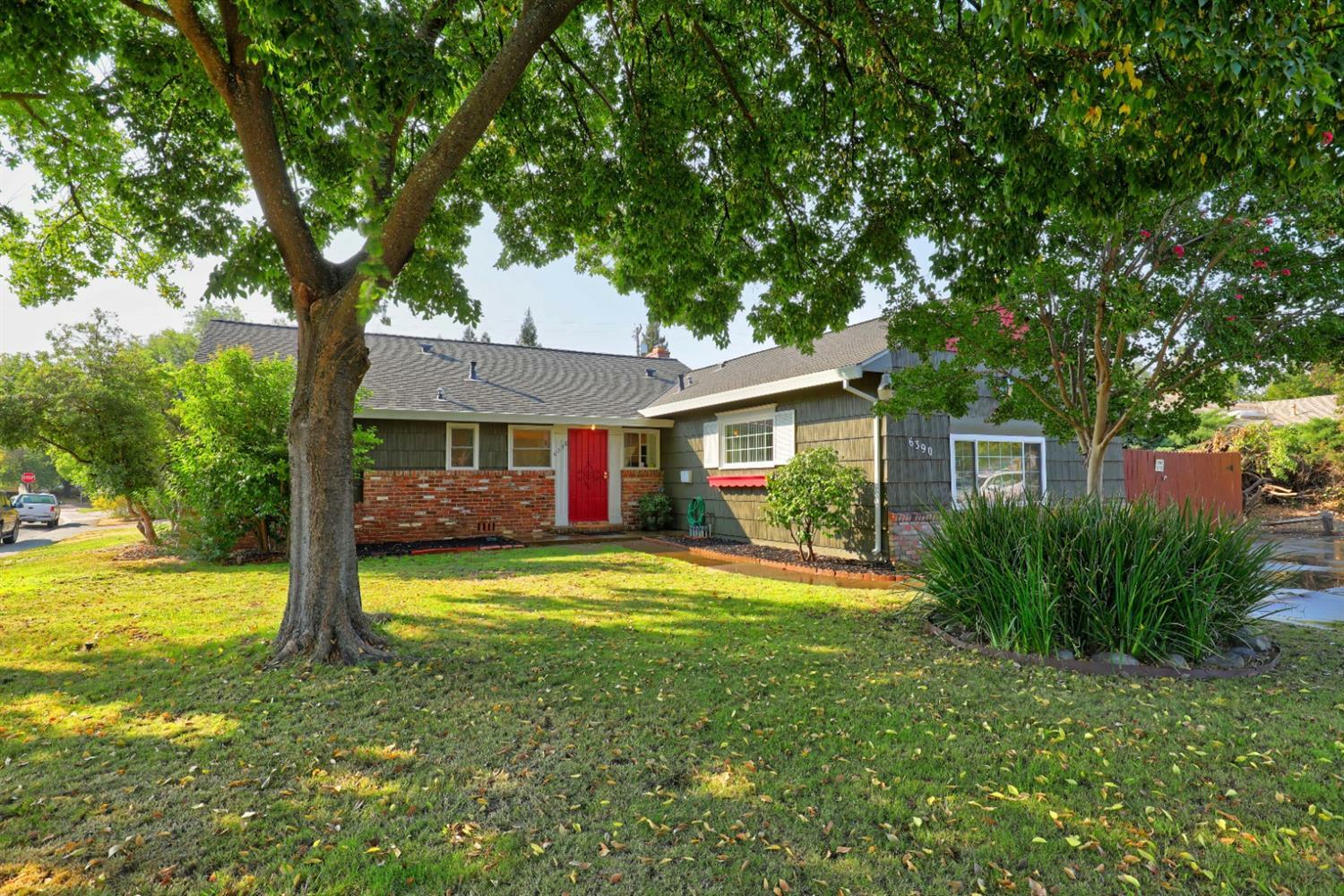 Property Photo:  6390 Oakcreek Way  CA 95621 