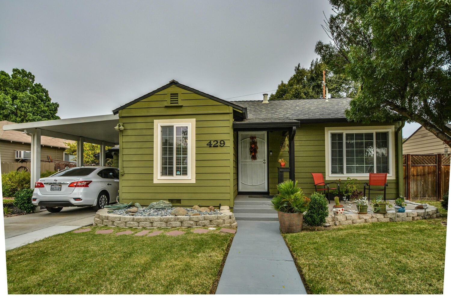 429 West 21st Street  Tracy CA 95376 photo