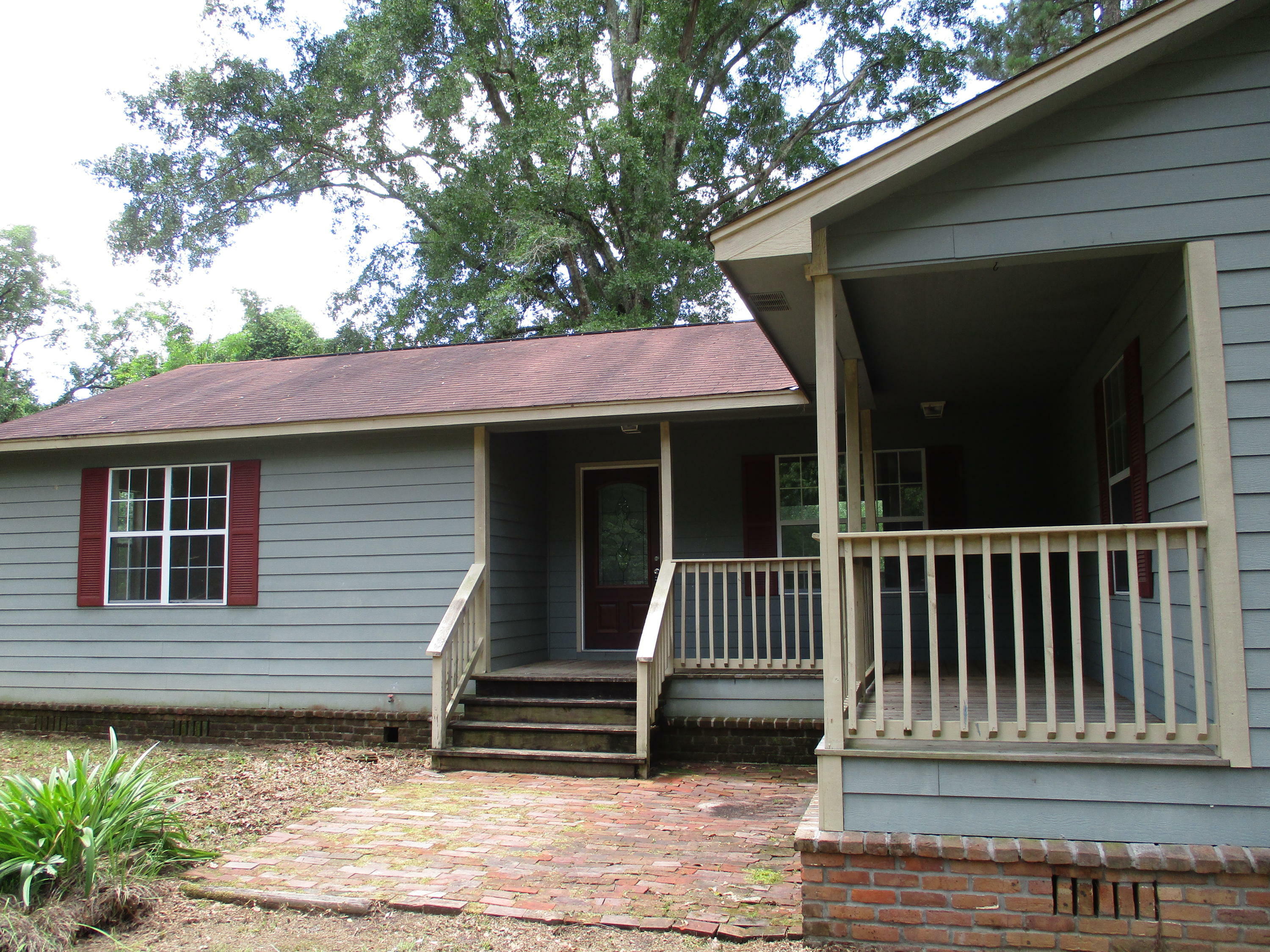 Property Photo:  215 Haynes Gray Rd.  MS 39427 