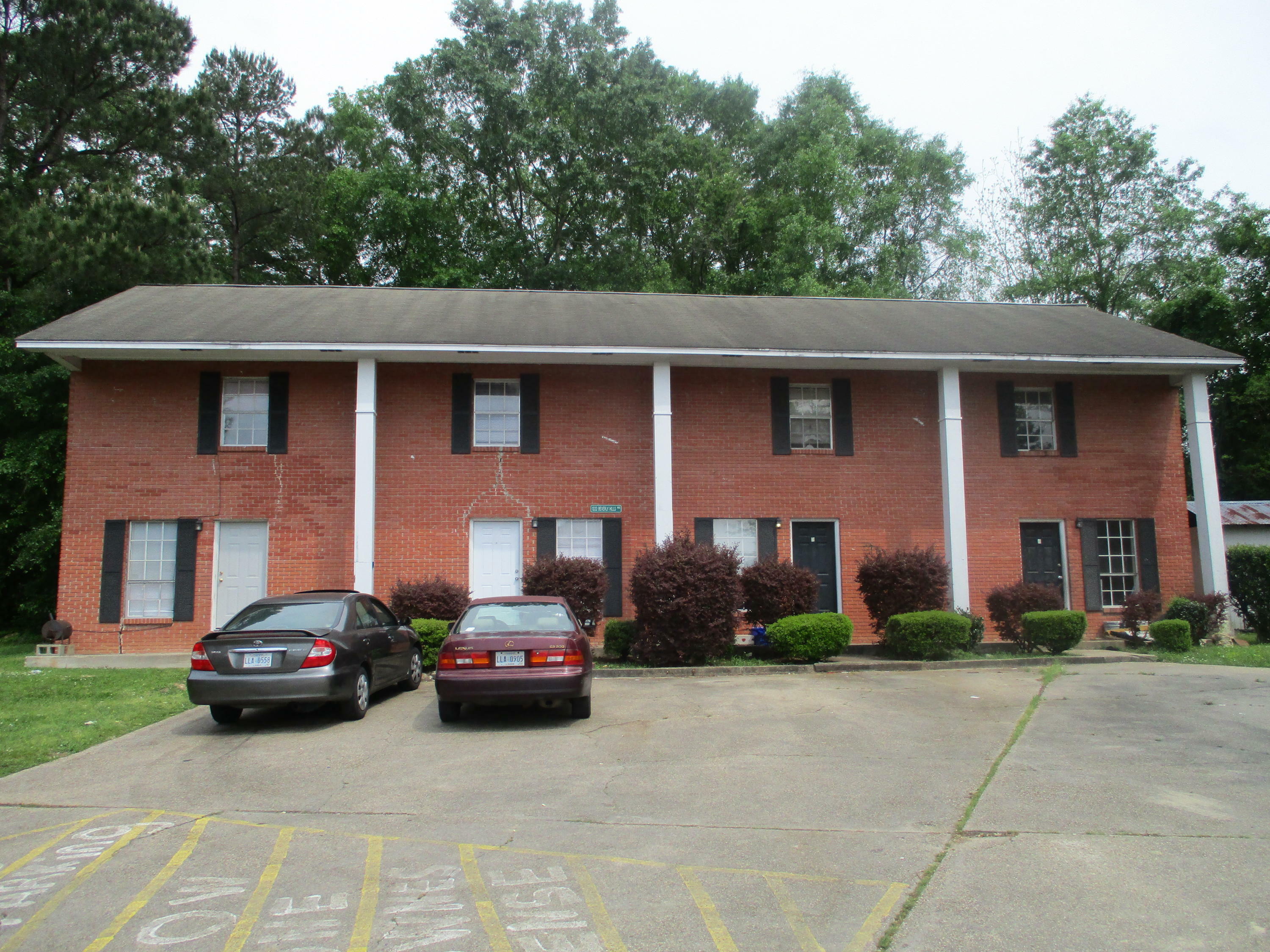 Property Photo:  1222 Beverly Hills Rd.  MS 39401 