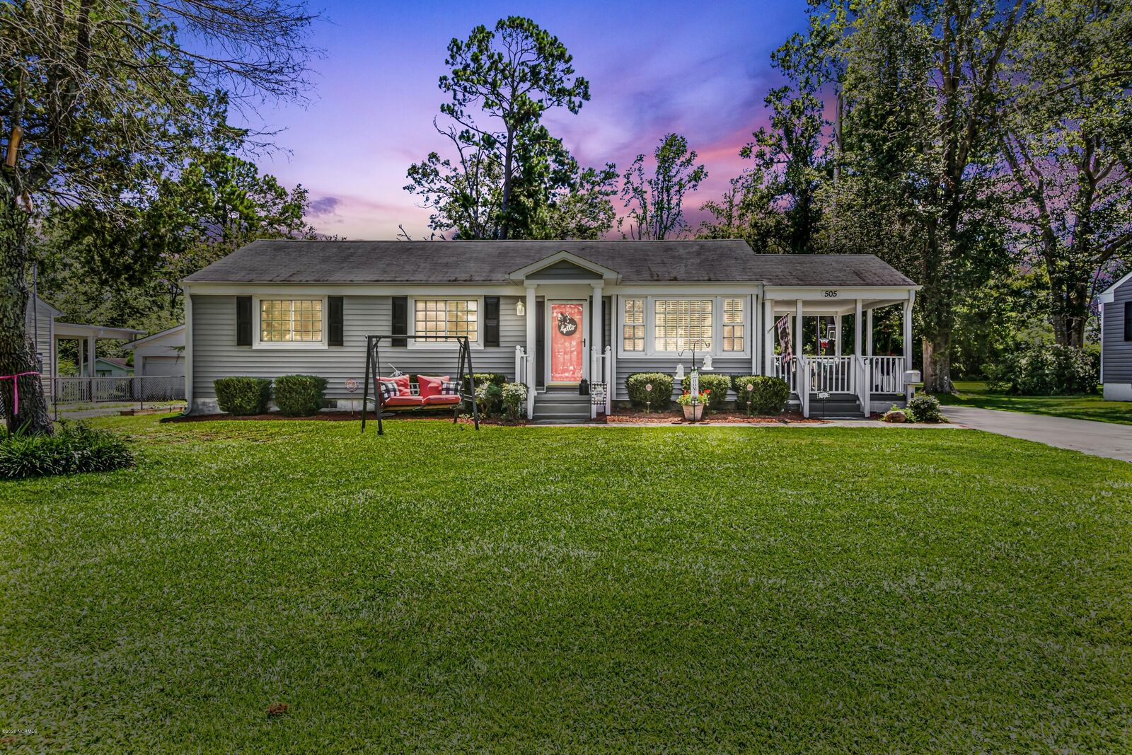 Property Photo:  505 Sioux Drive  NC 28540 