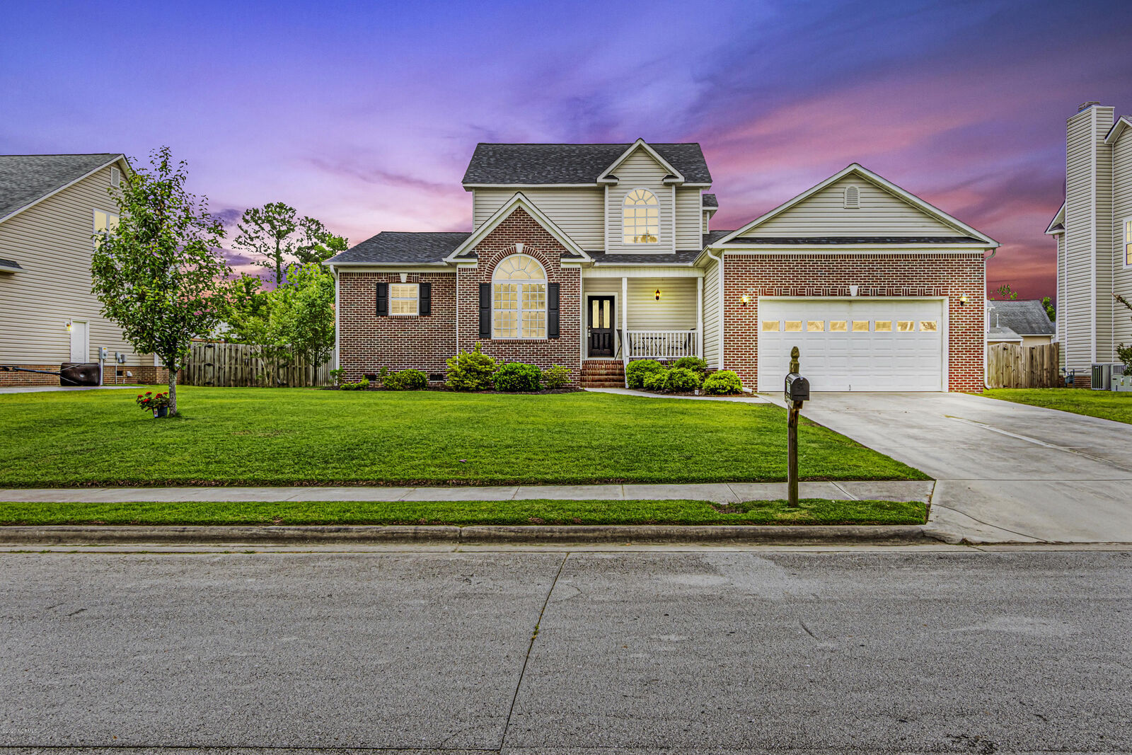 Property Photo:  102 Runnymeade Drive  NC 28540 