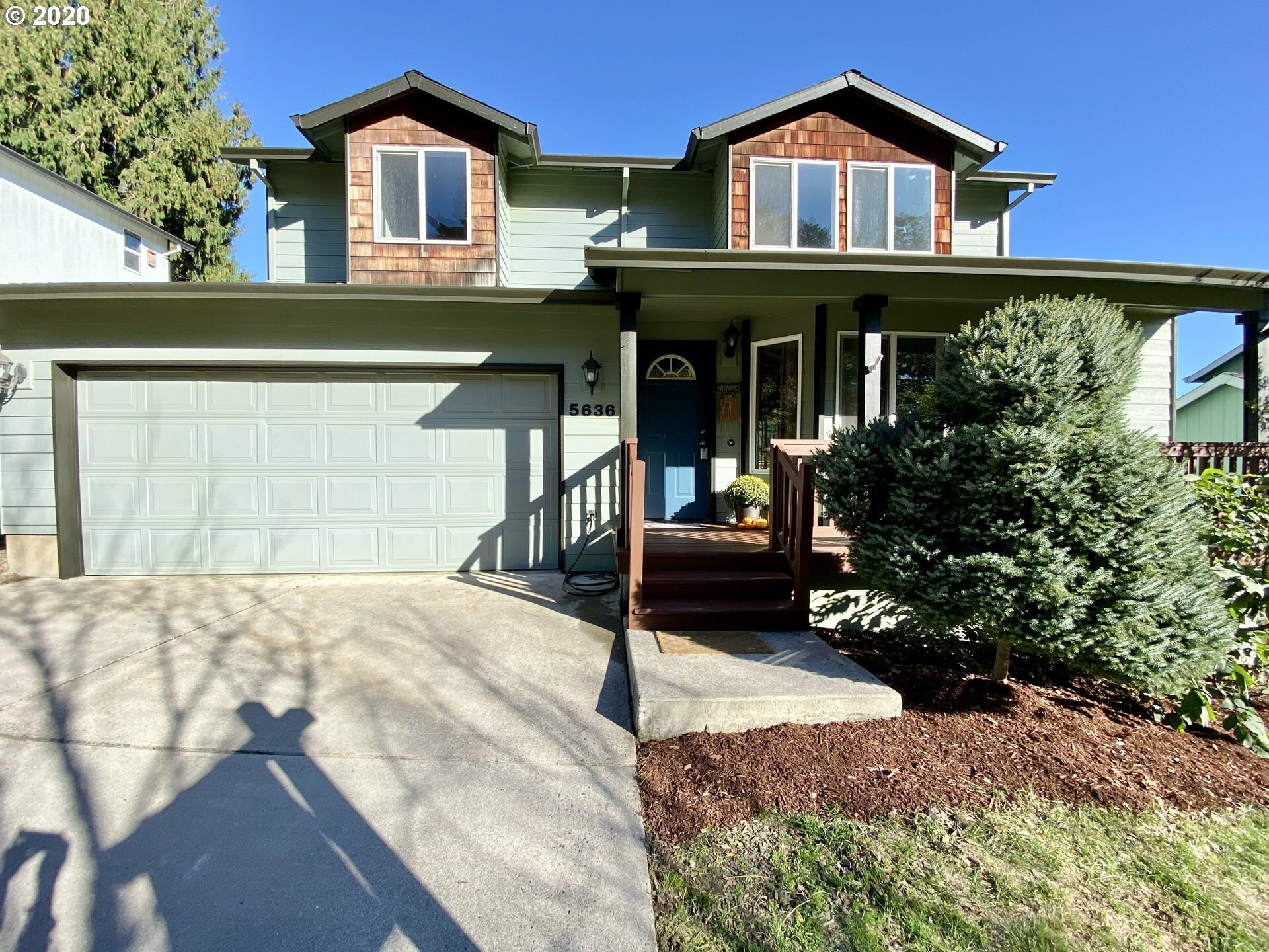Property Photo: 5636 SE 139th Ave OR 97236