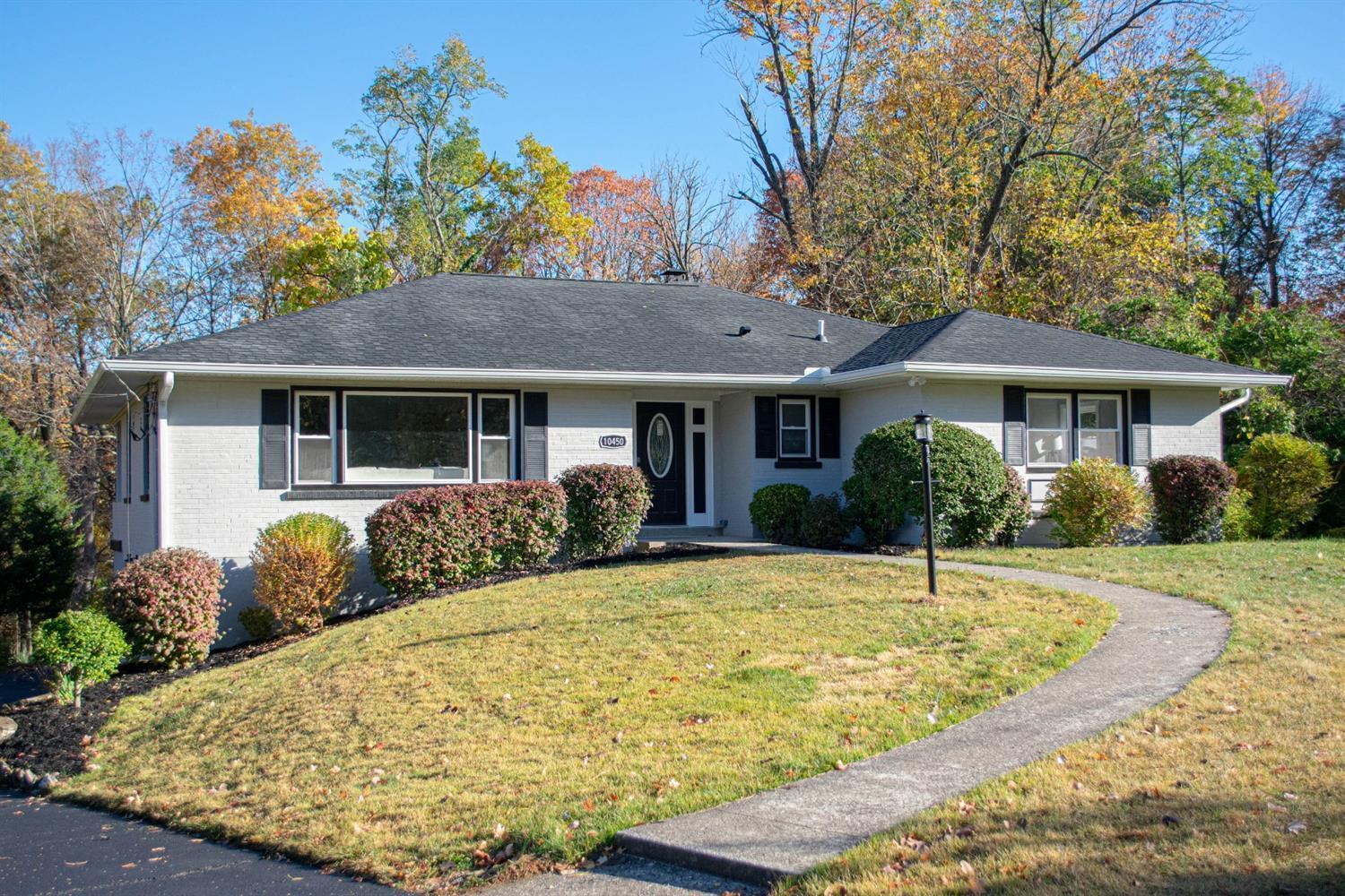 Property Photo: 10450 Bookmark Pl OH 45242