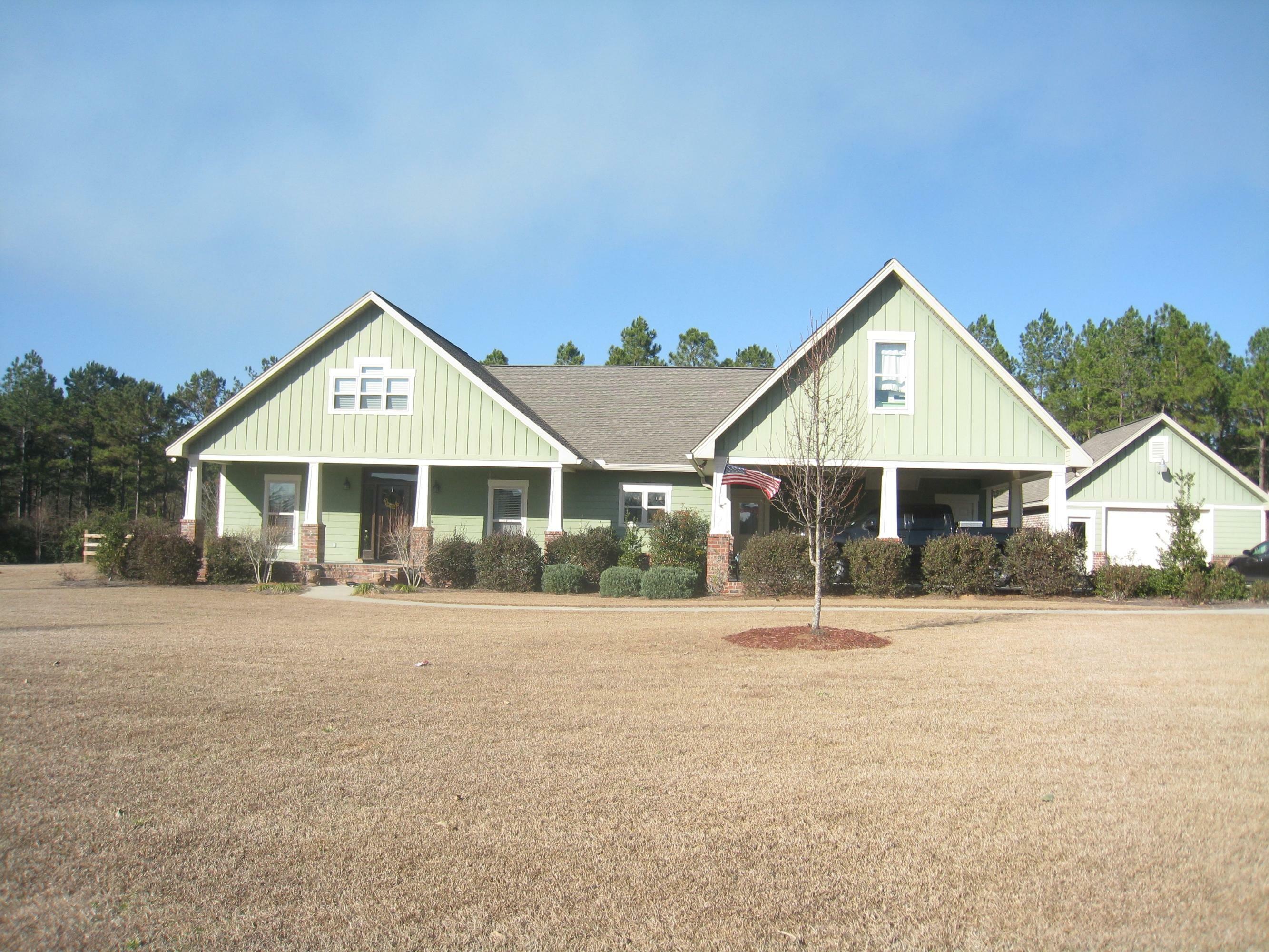 Property Photo:  493 Baker  MS 39475 