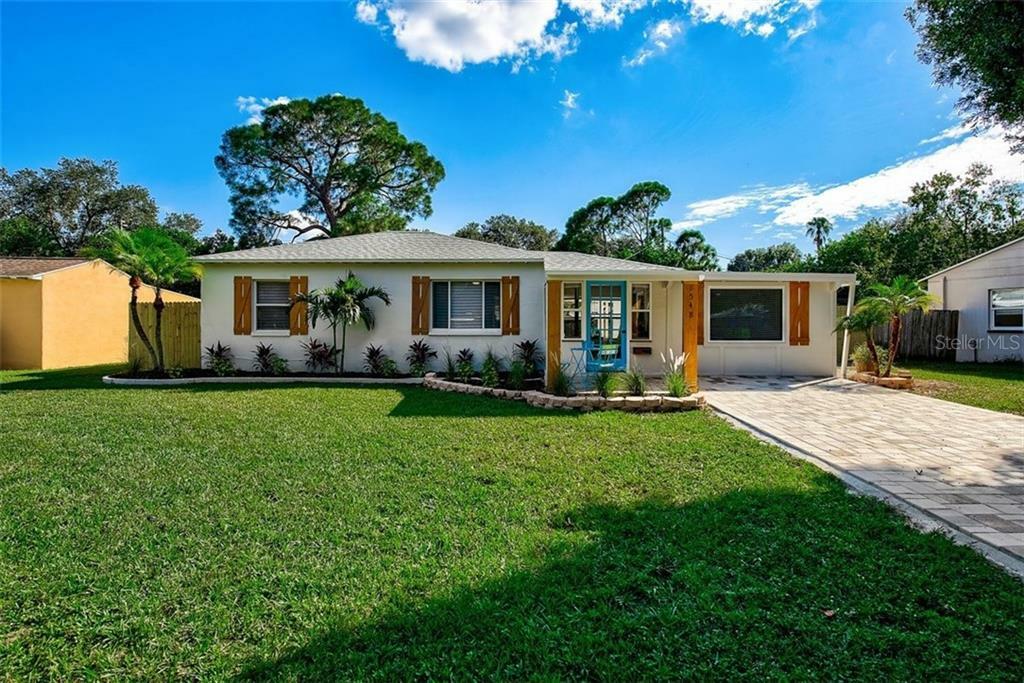 Property Photo:  1548 Canterbury Road N  FL 33710 