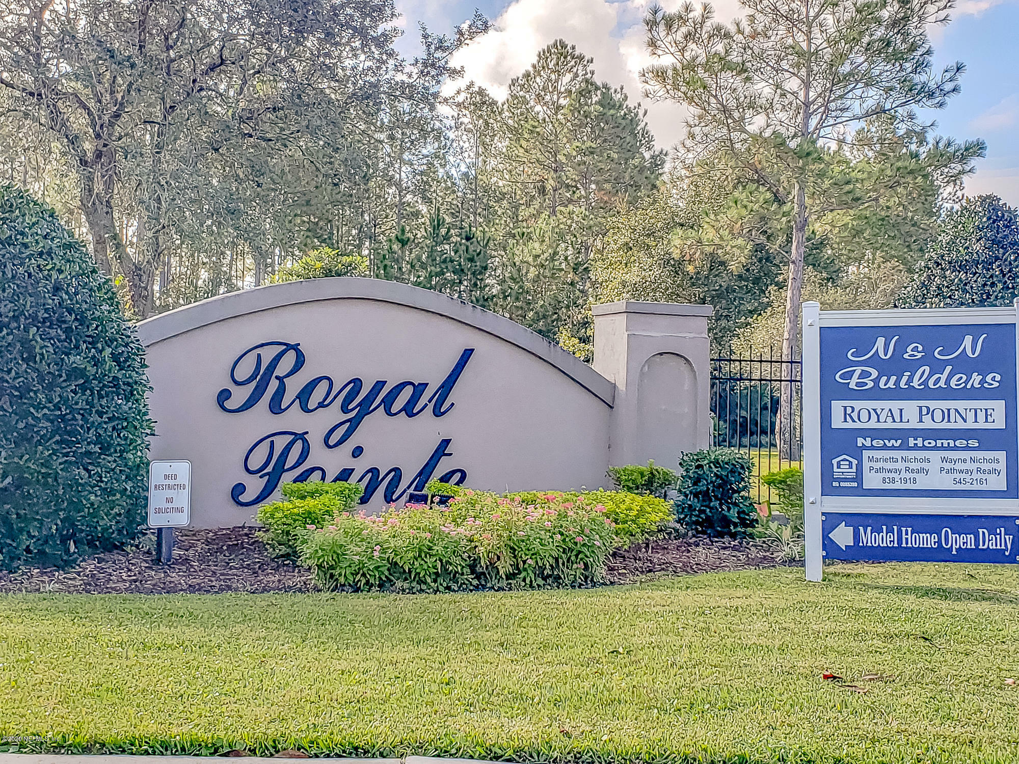 Property Photo:  2678 Royal Pointe Drive  FL 32043 