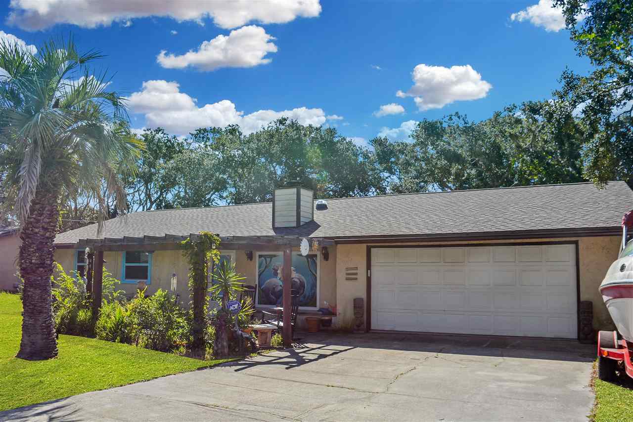 Property Photo:  305 Third Street  FL 32084 