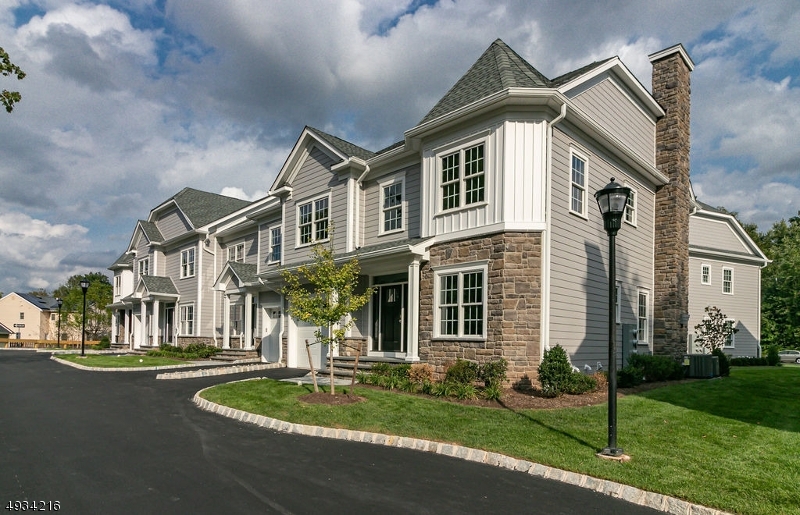 Property Photo: 321 E Grove St 2 NJ 07090