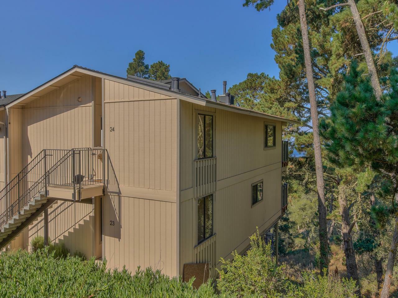 Property Photo:  250 Forest Ridge Road 24  CA 93940 