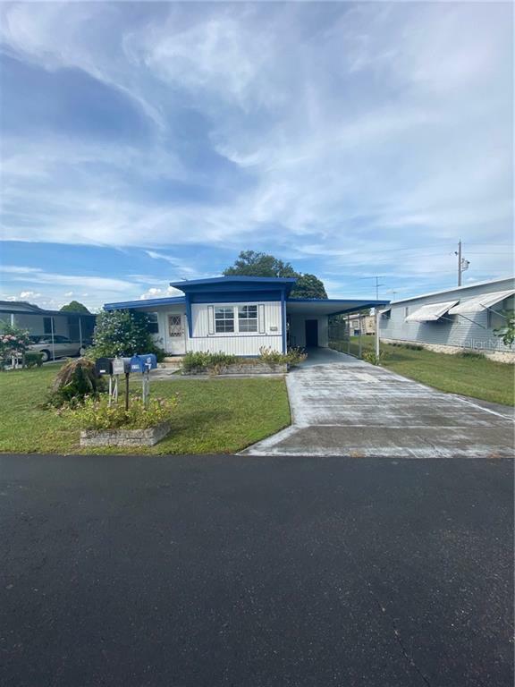 Property Photo:  37111 Sandra Avenue  FL 33542 