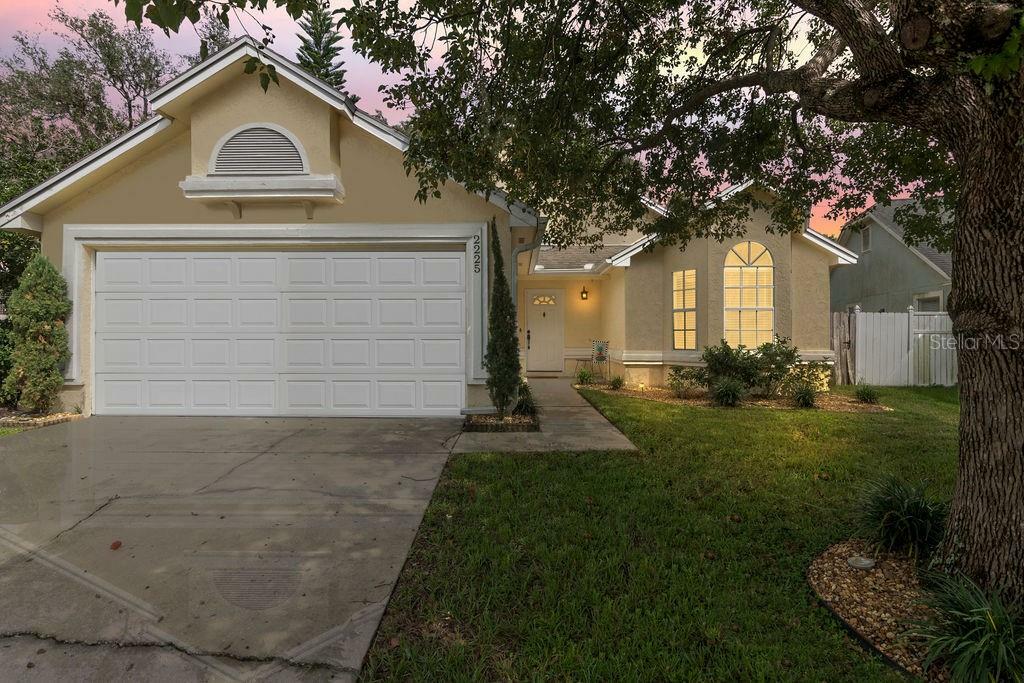 Property Photo:  2225 Grand Tree Court  FL 32746 