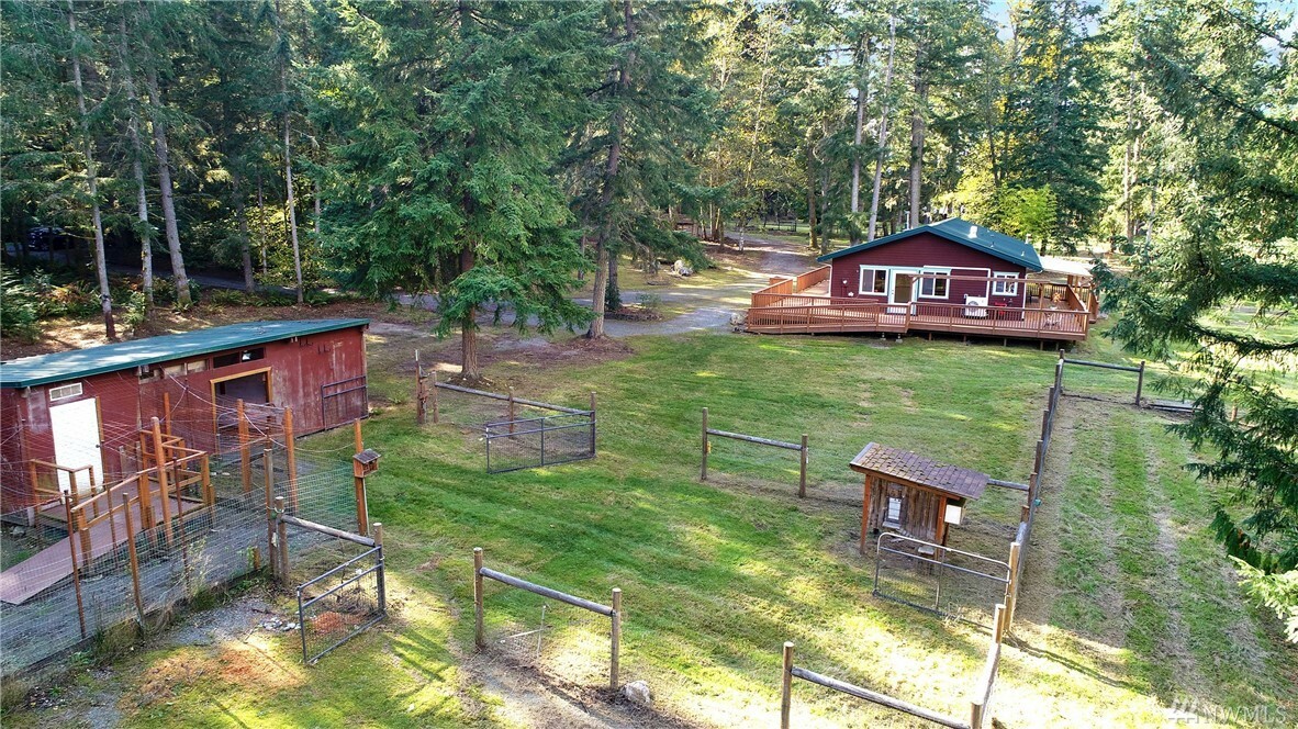 Property Photo:  14012 SW Reddings Beach Rd  WA 98070 