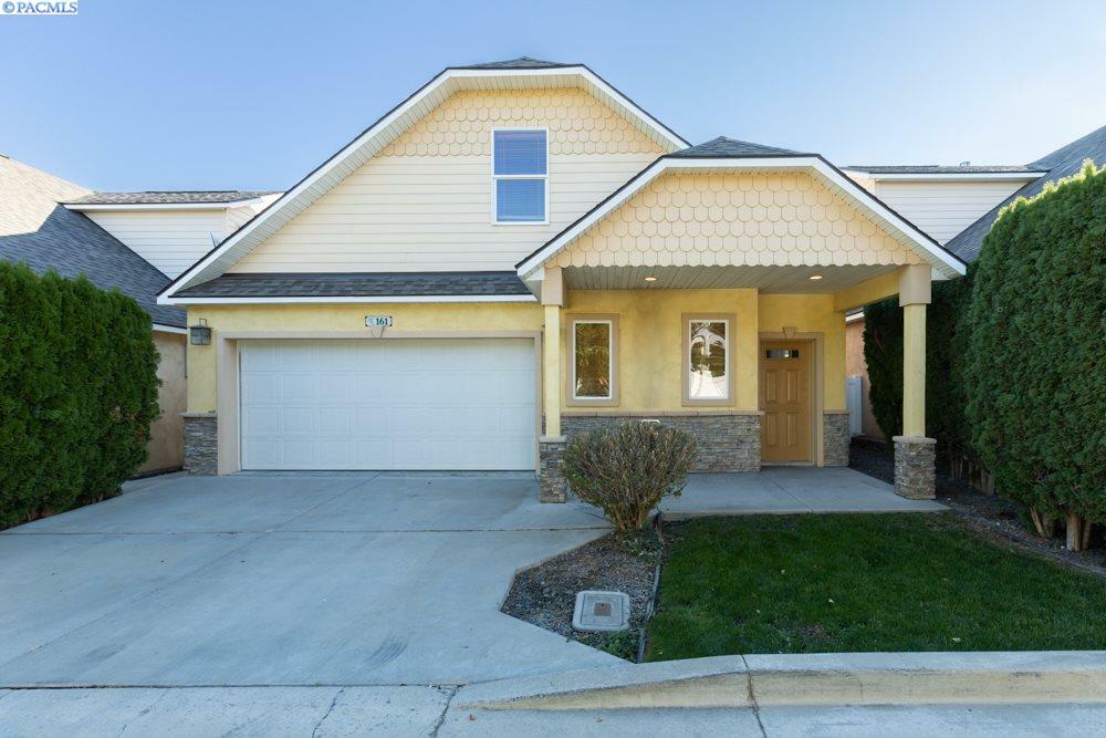 Property Photo:  161 Keene Rd  WA 99352 