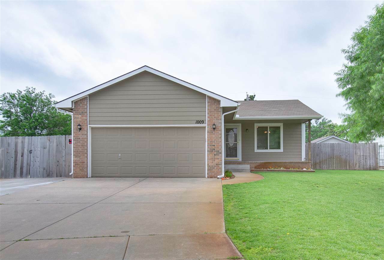 Property Photo:  1009 W 50th St. S  KS 67217 