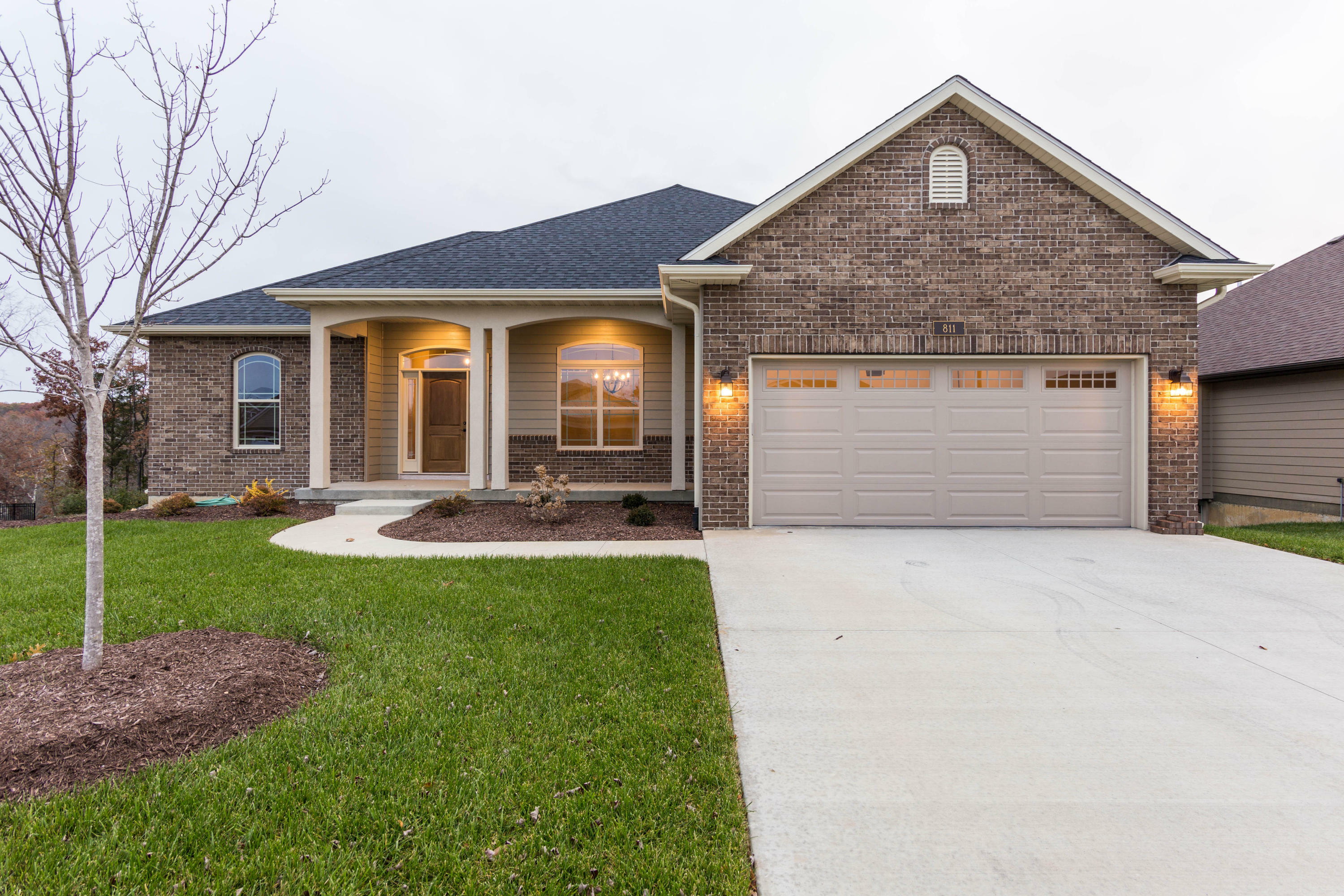 Property Photo:  811 Rutland Dr  MO 65203 