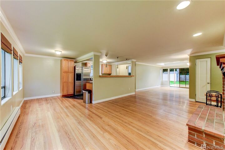 Property Photo:  122 NE 130th Street  WA 98125 
