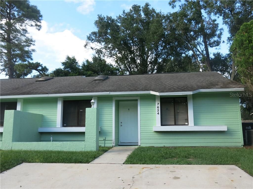 Property Photo:  7624 Timber River Circle  FL 32807 