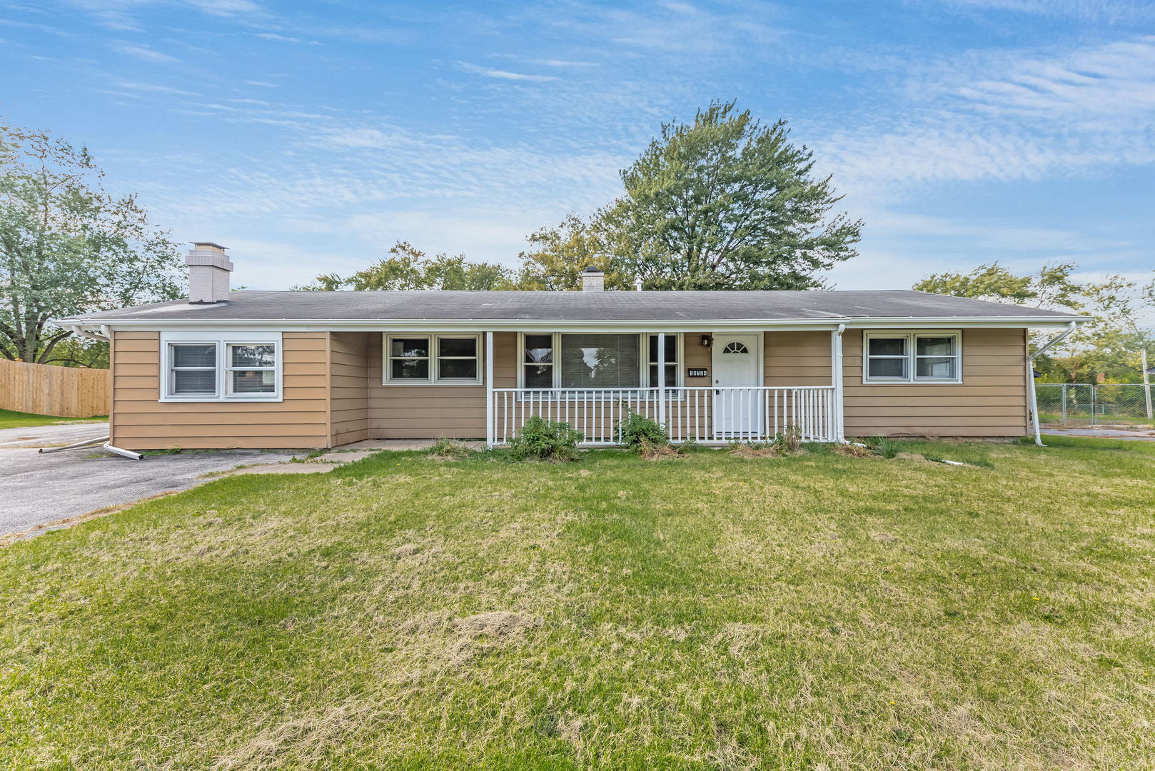 Property Photo:  18724 Baker Avenue  IL 60478 