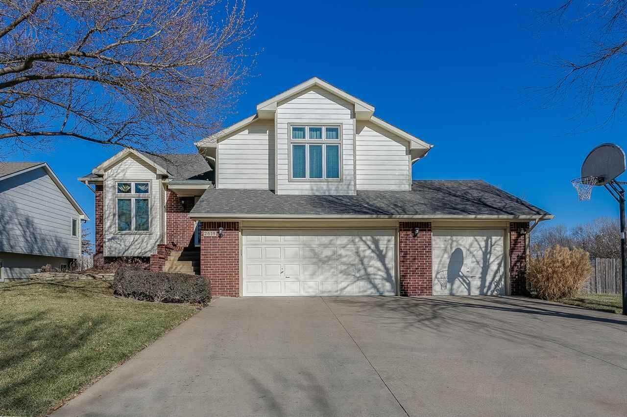 Property Photo:  2618 N Tamarisk St  KS 67037 