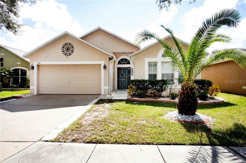 Property Photo: 6929 Crown Lake Drive FL 33534