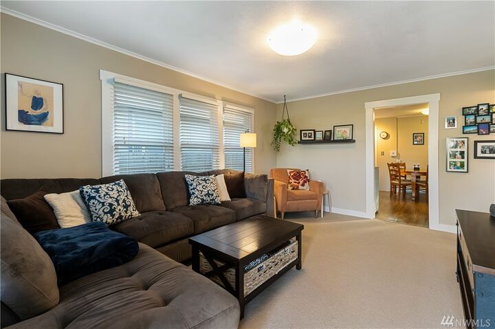 Property Photo: 1729 Iron St WA 98225