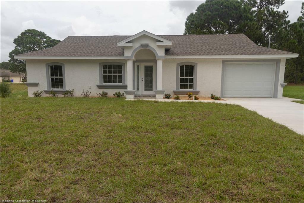 Property Photo:  334 Gleaming Avenue  FL 33852 