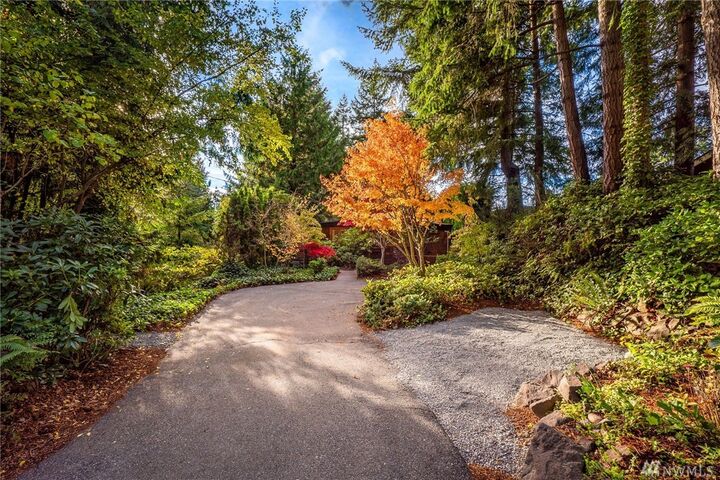 Property Photo:  15724 70th Ave W  WA 98026 