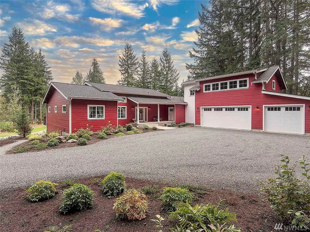 Property Photo: 11802 127th Ave NE WA 98258