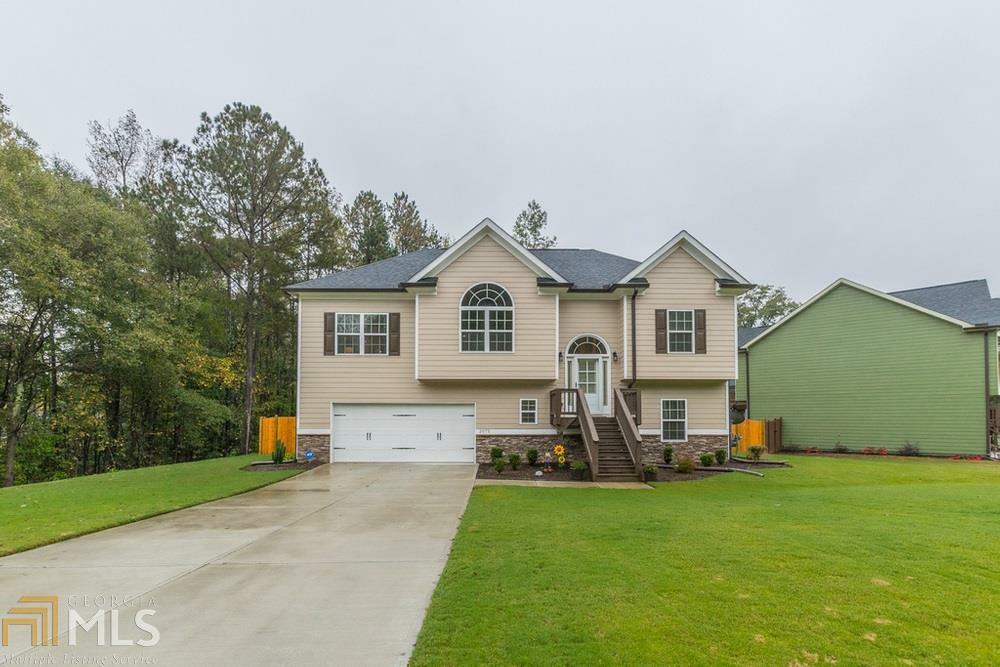 Property Photo:  2075 Stonebrook Dr  GA 30106 