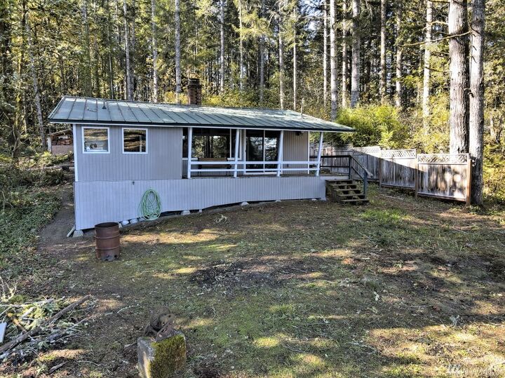 Property Photo: 231 E Benson Loop WA 98584
